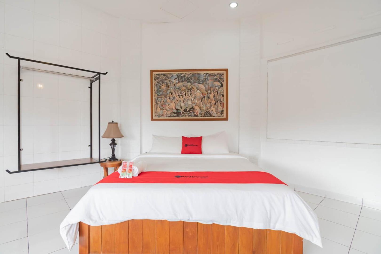 Reddoorz Plus Near Dago Pakar Bandung Exterior photo